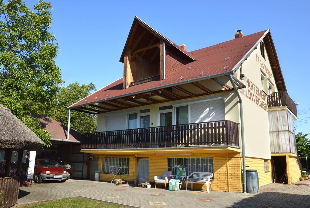 Benedekne Haza Appartement Gyenesdiás Buitenkant foto