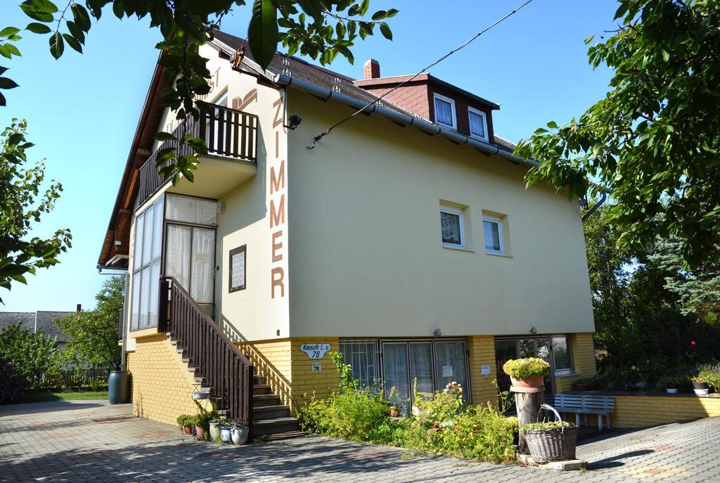 Benedekne Haza Appartement Gyenesdiás Buitenkant foto